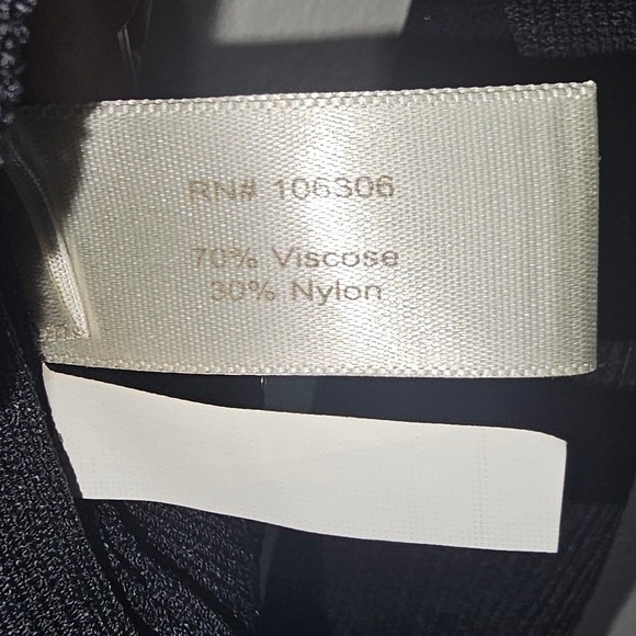 Boston Proper Wmn Med Blk Ribbed Snwflake Sequin Embelshed Mock Neck Top 1/4 Zip - Picture 6 of 6